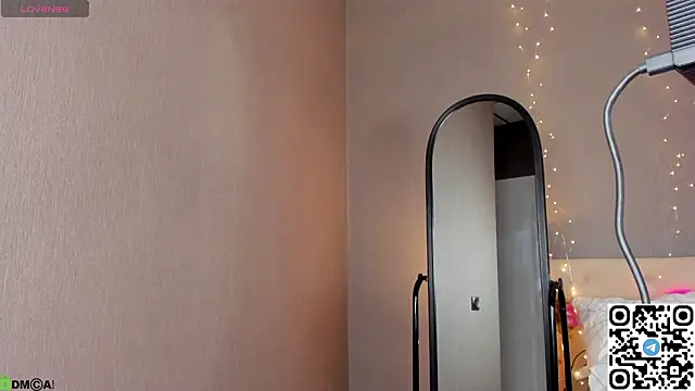 Lea_much Chat XXX in diretta