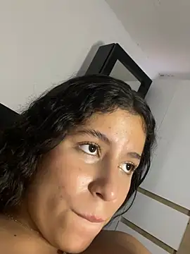 Zara_Clark Chat XXX in diretta