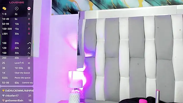  Živý XXX chat IsaDiiaz