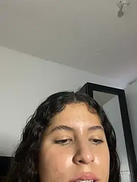 Zara_Clark's Live XXX Chat