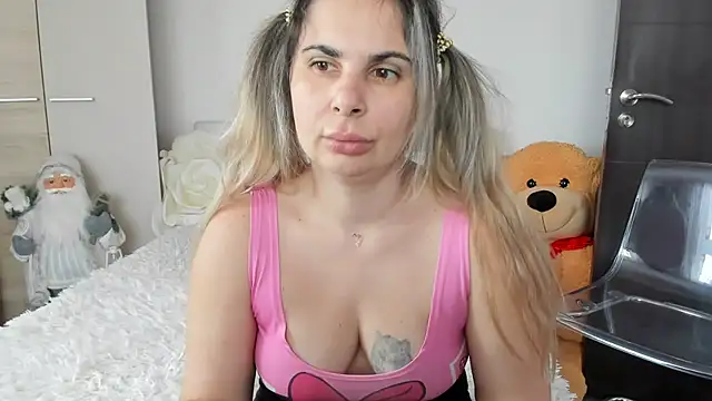 sweetemy4u Live XXX-Chat