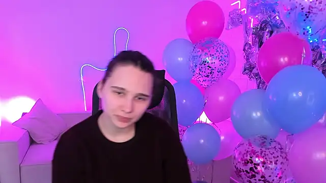 TessaMill 即時 XXX 聊天