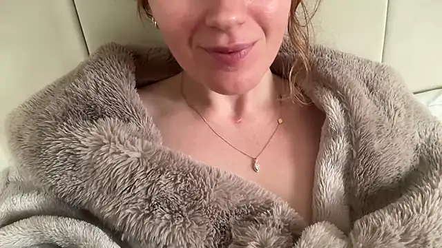 redheadrosie69's Webcam Show