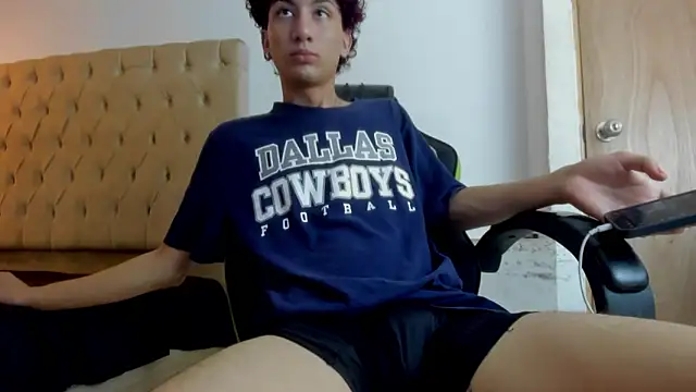 Chat XXX ao vivo de Darkknightx01