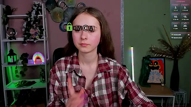 rebecca_smile élő XXX-chatje