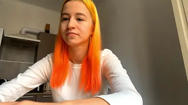 Chat XXX en directo de EmilyHein