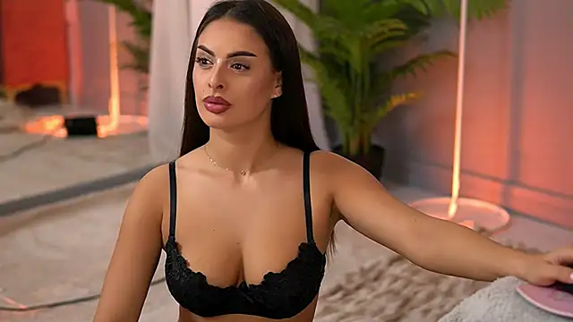 AlmaLuvのライブXXXチャット