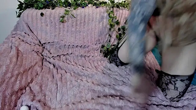 vergillhell: απευθείας συνομιλία ΧΧΧ