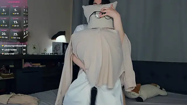 DracosMoonのライブXXXチャット