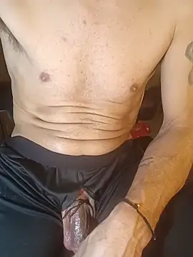 HeavyHung10 Adlı Modelin Canlı XXX Sohbeti