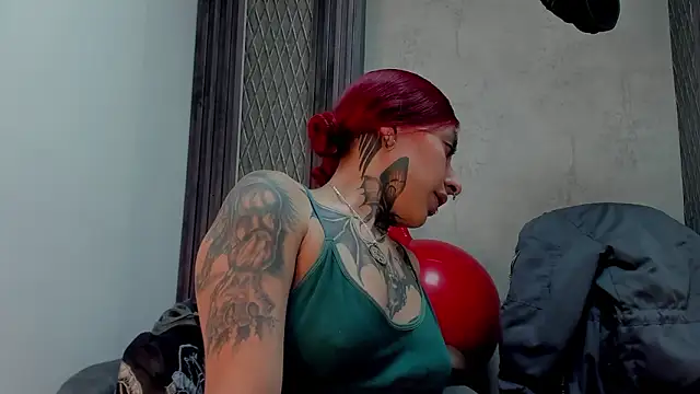 selene_red_ Chat XXX in diretta