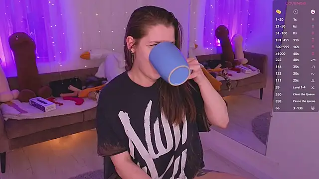 دردشة Mira_Falls الجنسية المباشرة