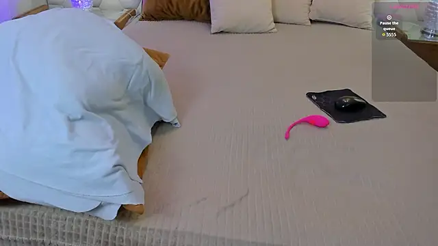 NaughtyLoryy Adlı Modelin Web Kamerası Şovu