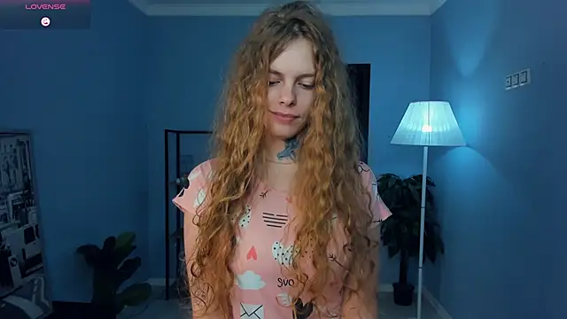 RayaNenlia – Naživo XXX chat