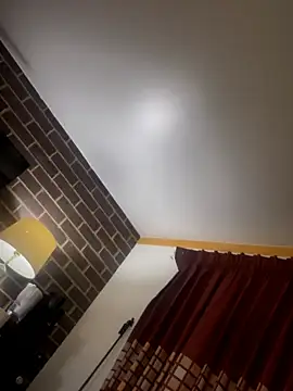 دردشة KITTYBOOBOOFUXX الجنسية المباشرة