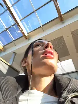 VickyM99 Live XXX Chat