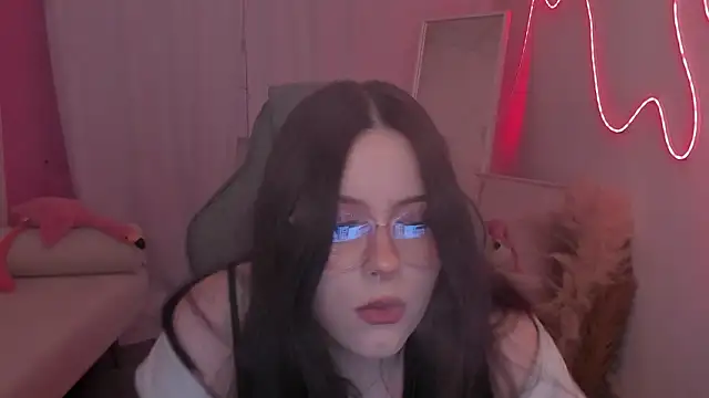 CoraMiel live XXX chat