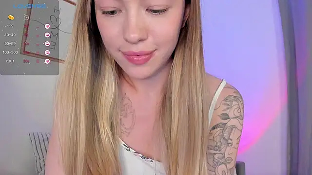 Онлайн чат XXX damn_cutie