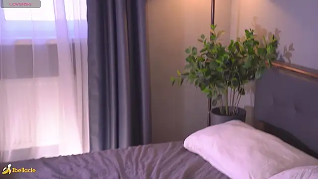 Bellacle's Webcam Show