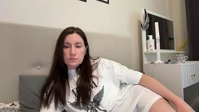 Онлайн чат XXX jainesummer