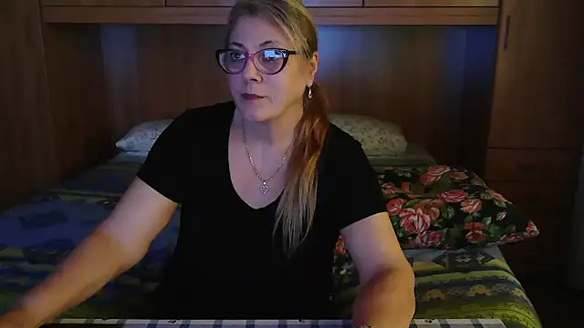 pussy_boom4u Webcam show