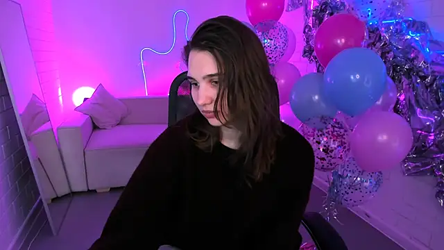 Chat +18 de TessaMill ao vivo