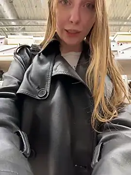 Sunny___Bunny – Naživo XXX chat