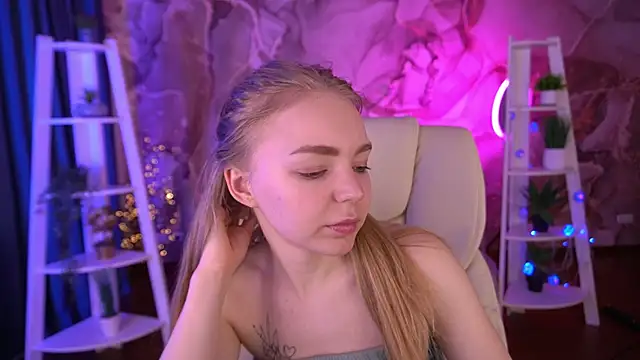 EmilySunshineS élő XXX-chatje