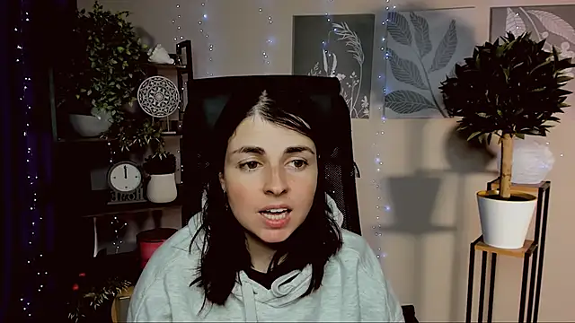 دردشة MartaEdams الجنسية المباشرة