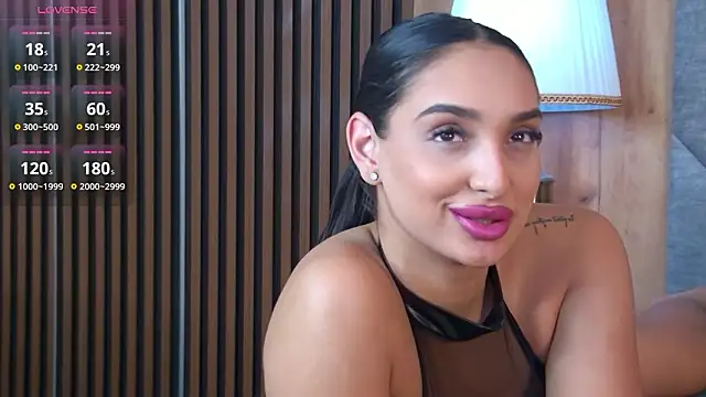 Kimberlymav: онлайн-секс-чат