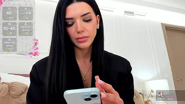 JasmiLyn live XXX chat