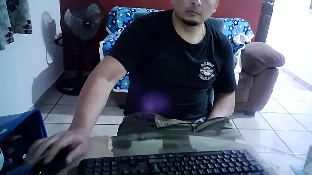 Benjacabo: онлайн-секс-чат