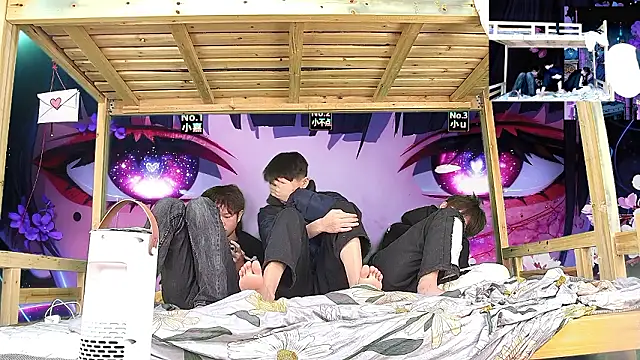 xiaohuangren01: онлайн-секс-чат