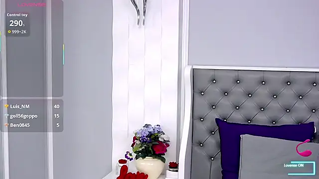 GloriaDavies: онлайн-секс-чат