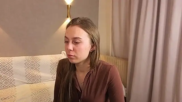 SiuAustillのライブXXXチャット