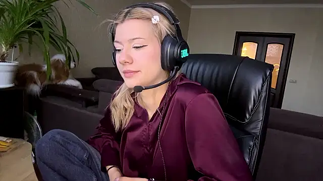 LadyFoxLoveのライブXXXチャット