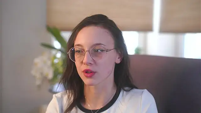 CecilleKizior Live XXX-chat