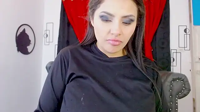 misslombana: онлайн-секс-чат