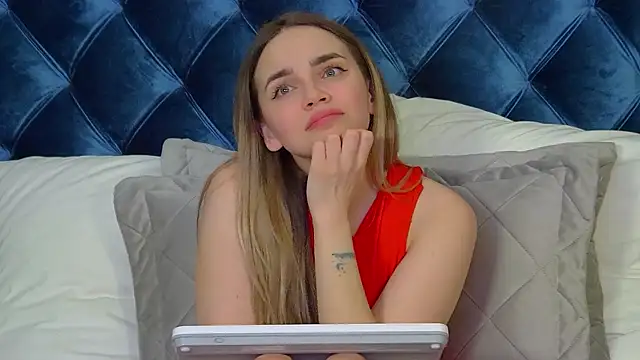 AnitaVenture: онлайн-секс-чат