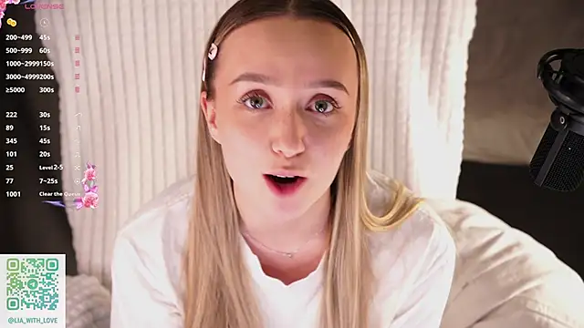 Chat XXX Live HollisBeckett