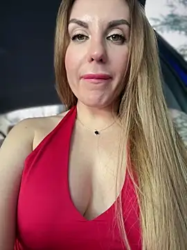 แชท XXX สดของ MilfNextDoor20