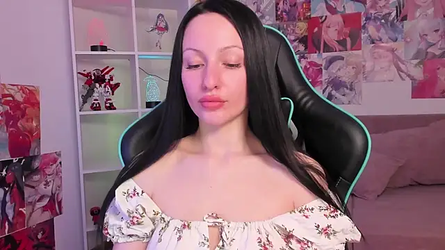 NaomiBlakesのライブXXXチャット