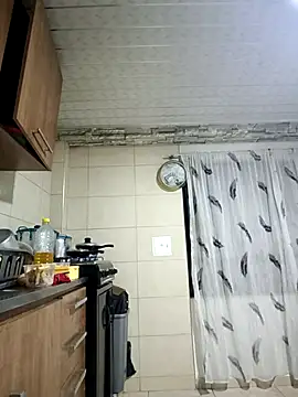 Tefannyy_ লাইভ XXX চ্যাট