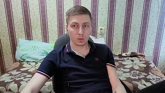 darienlarge 在線直播表演