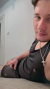 Massimo_Fiore élő XXX-chatje