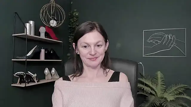 VivianWILD Live XXX-chat