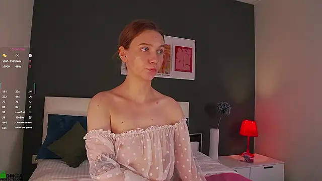 SaraHearts Adlı Modelin Canlı XXX Sohbeti