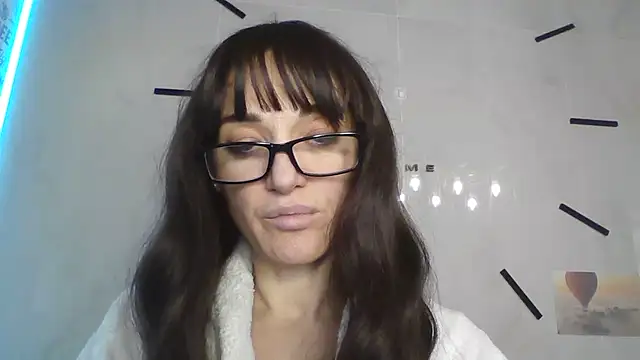 TyrivellのライブXXXチャット