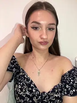 Green_eyes_lady 现场XXX聊天