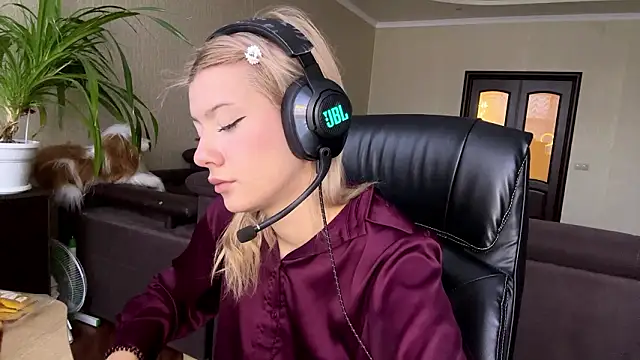 LadyFoxLove: απευθείας συνομιλία ΧΧΧ